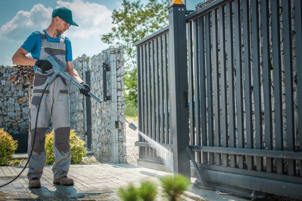 Best Animal Enclosure Cleaning  in Towson, MD